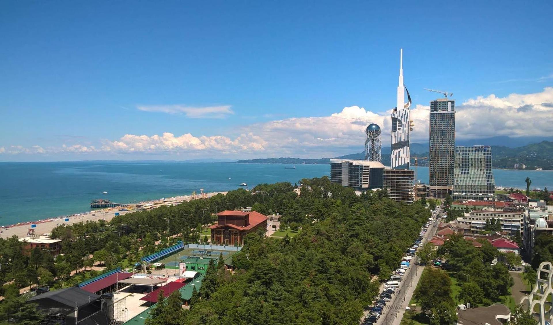 Orbi City Hotel Батуми Экстерьер фото