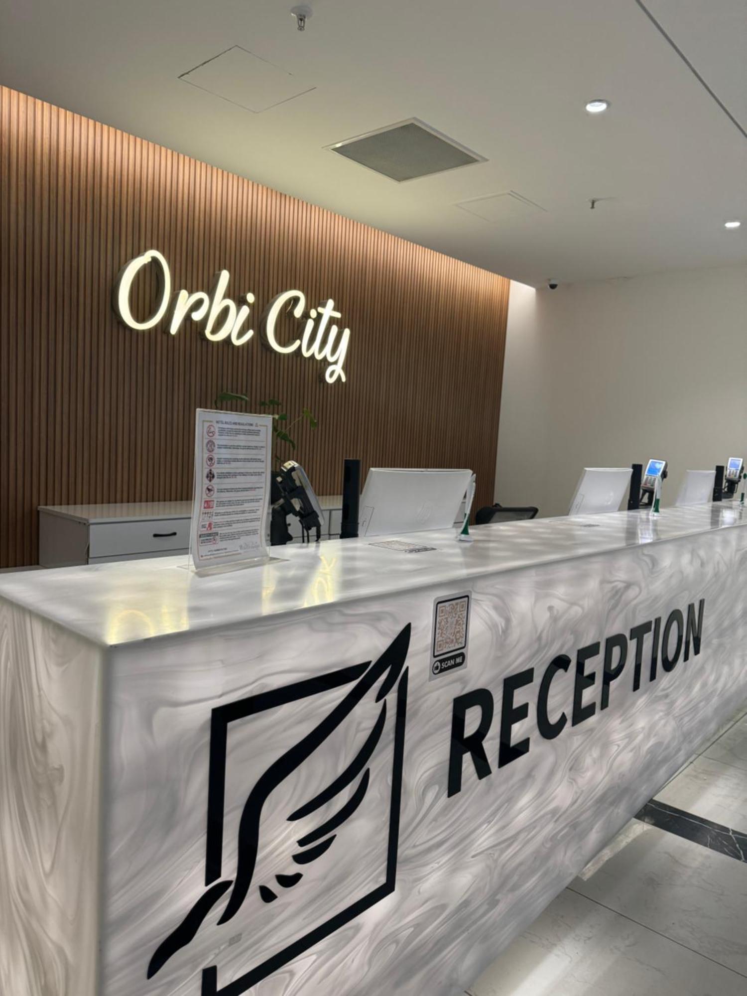 Orbi City Hotel Батуми Экстерьер фото