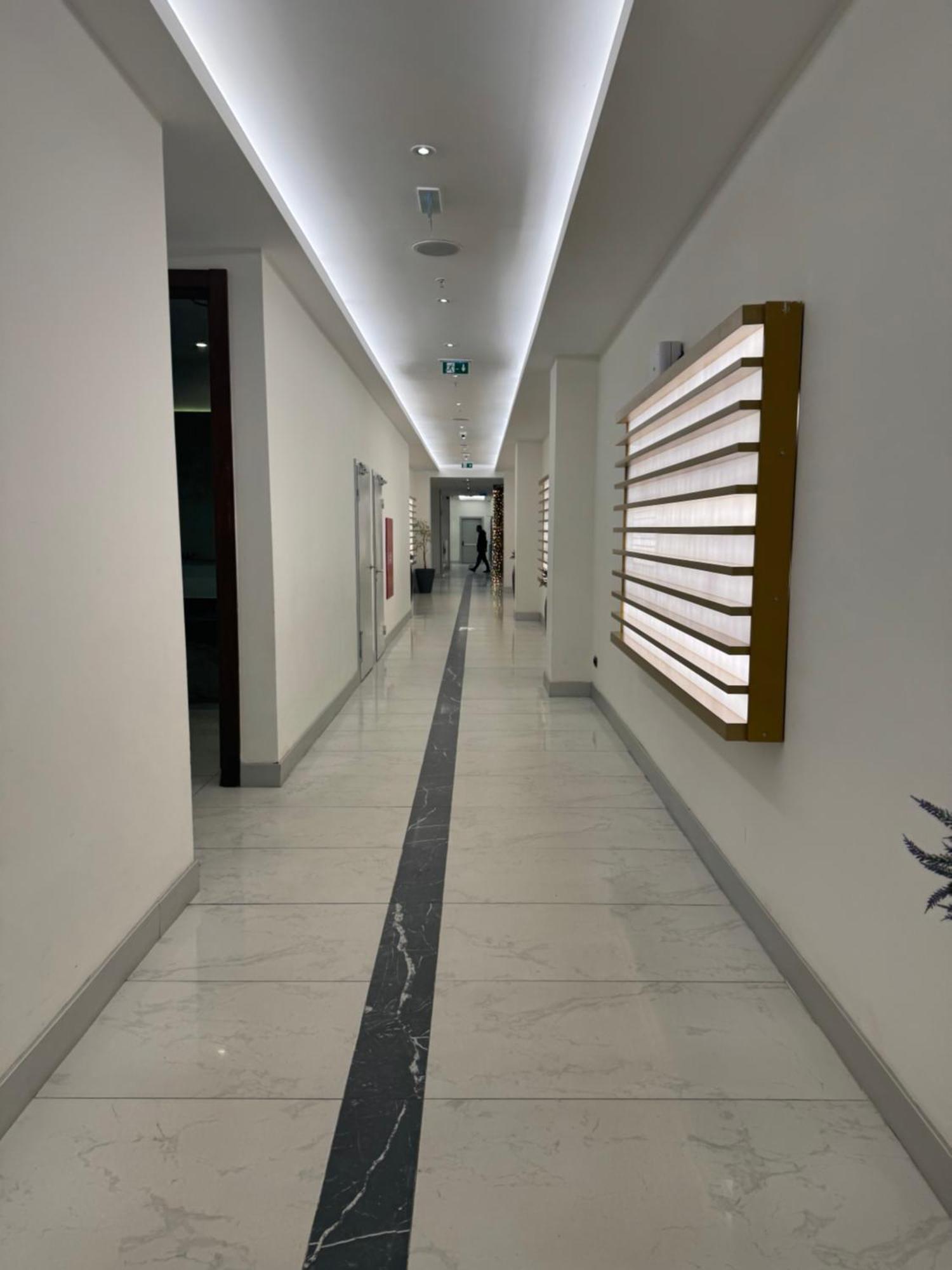 Orbi City Hotel Батуми Экстерьер фото