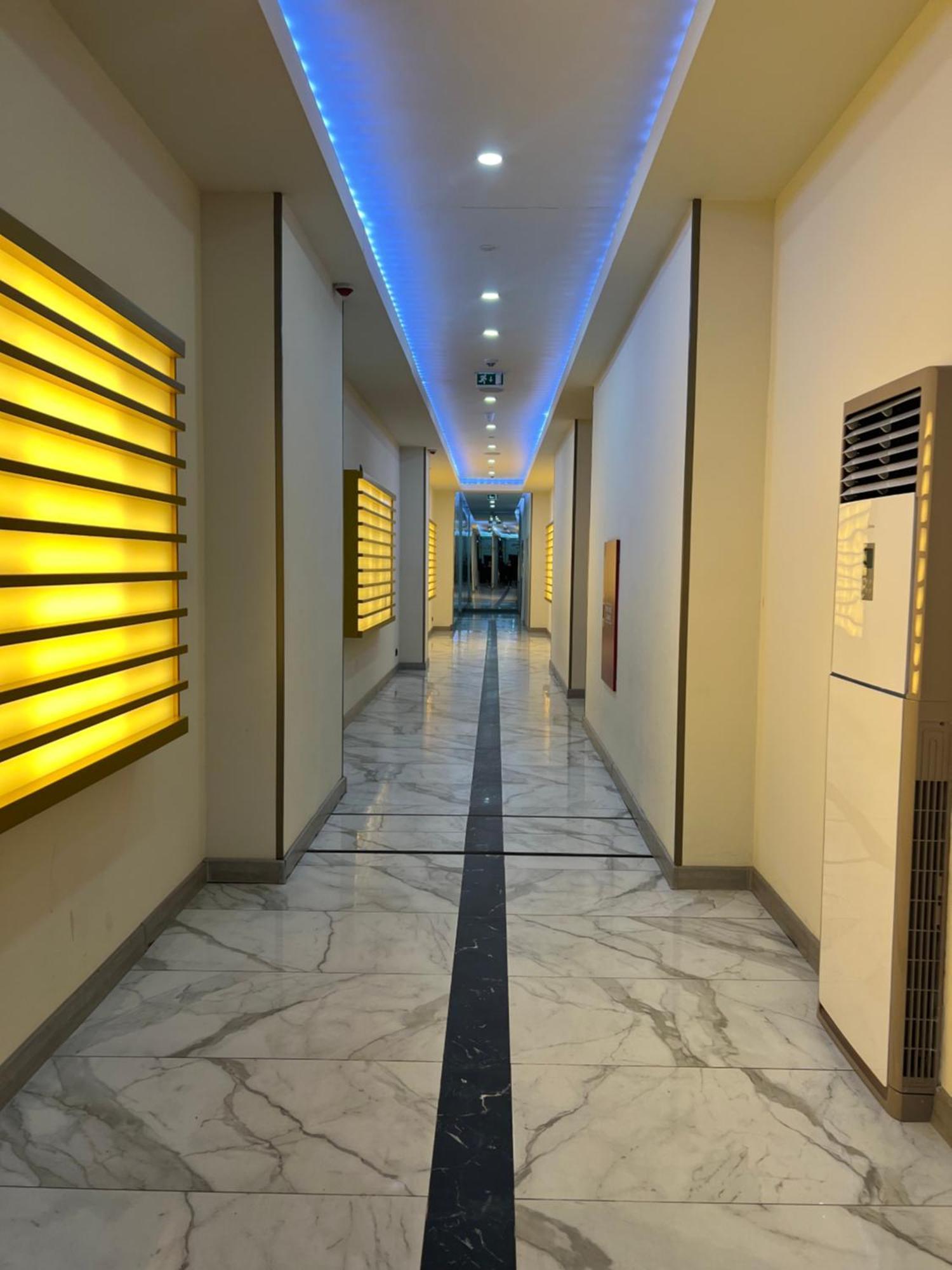 Orbi City Hotel Батуми Экстерьер фото