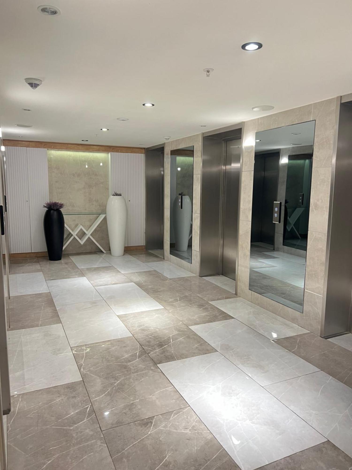 Orbi City Hotel Батуми Экстерьер фото