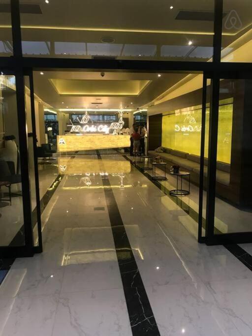 Orbi City Hotel Батуми Экстерьер фото